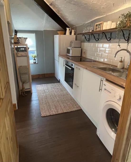 The Annexe Apartment Winterbourne Exterior foto